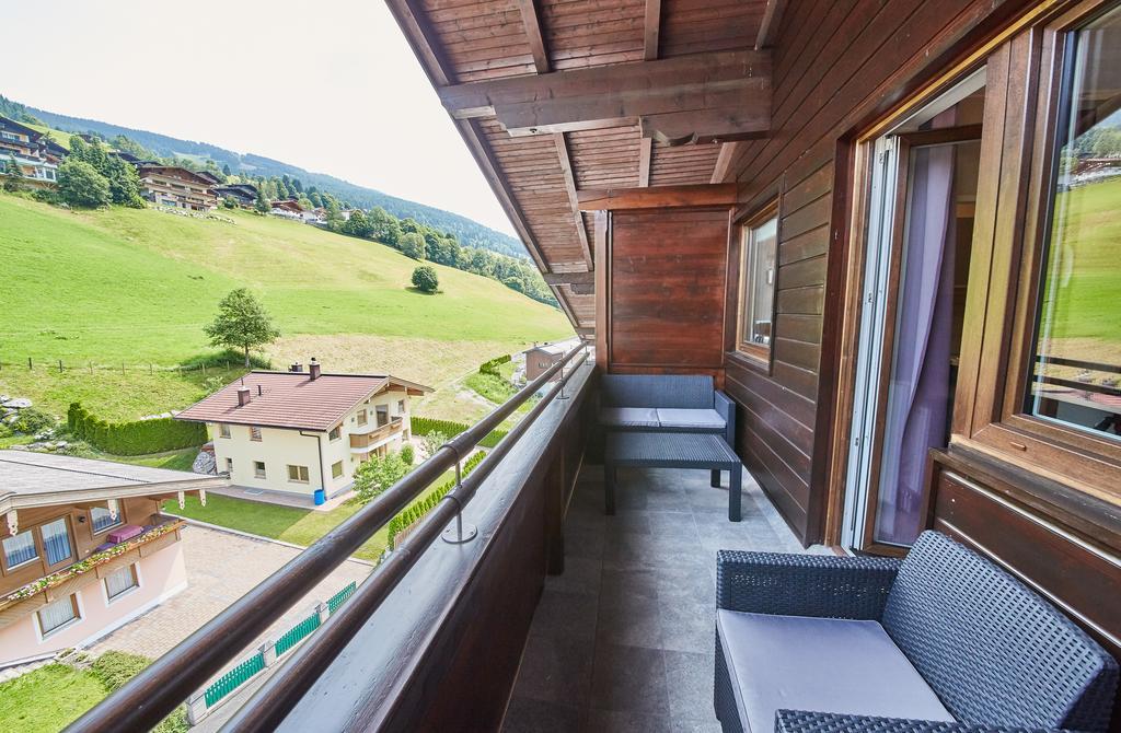 Appartement Bella Vista ザールバッハ・ヒンターグレム エクステリア 写真